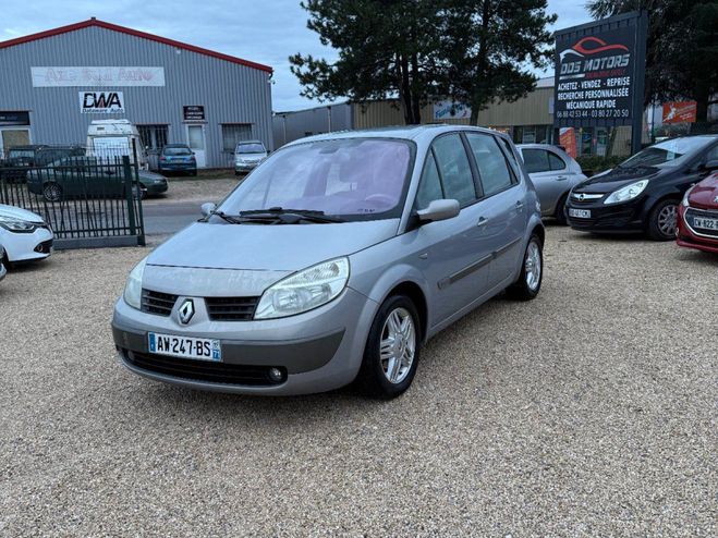 Renault Scenic II 1.9 dCi 120 Luxe Privil�ge Beige de 2004