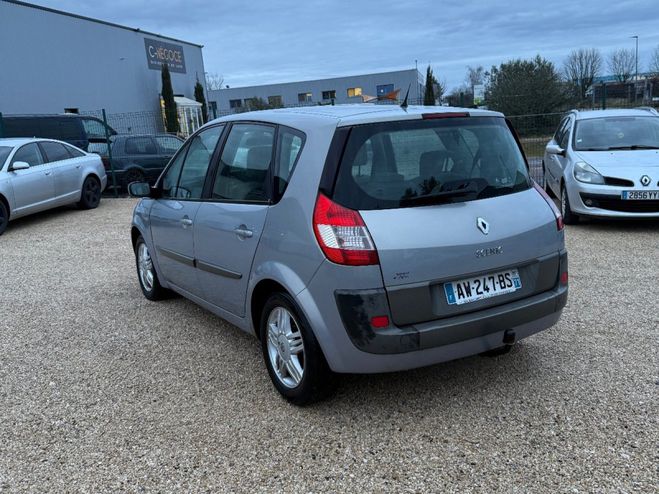 Renault Scenic II 1.9 dCi 120 Luxe Privil�ge Beige de 2004