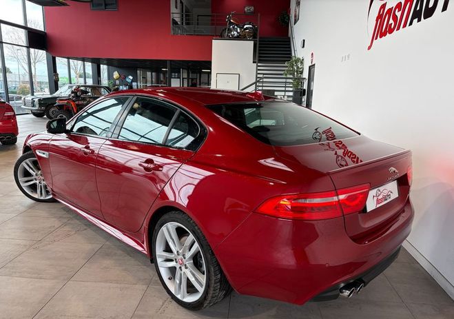 Jaguar XE 2.0 D 180cv R-SPORT-BVA-2015 Rouge de 2015