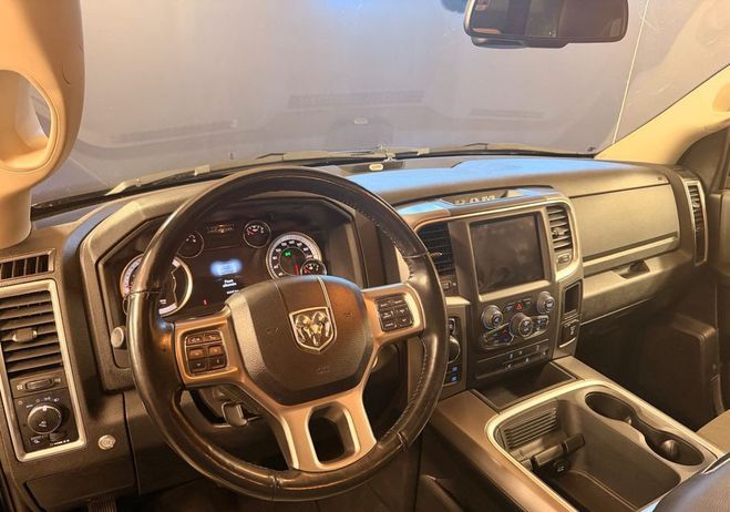 Dodge Ram 1500 5.7 V8 390 ch GARANTIE 12 MOIS Noir de 2022