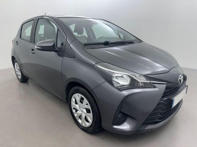 Cliquer pour voir la photo suivante Toyota Yaris 1.0 70 VVT-i France Gris Foncé de 2019
