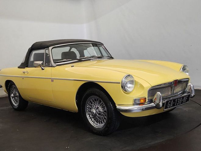 MG MGB B cabriolet Jaune de 1972