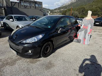  Voir d&eacute;tails -Peugeot 207 1.4 HDI70 PREMIUM 3P &agrave;  La Garde (83)