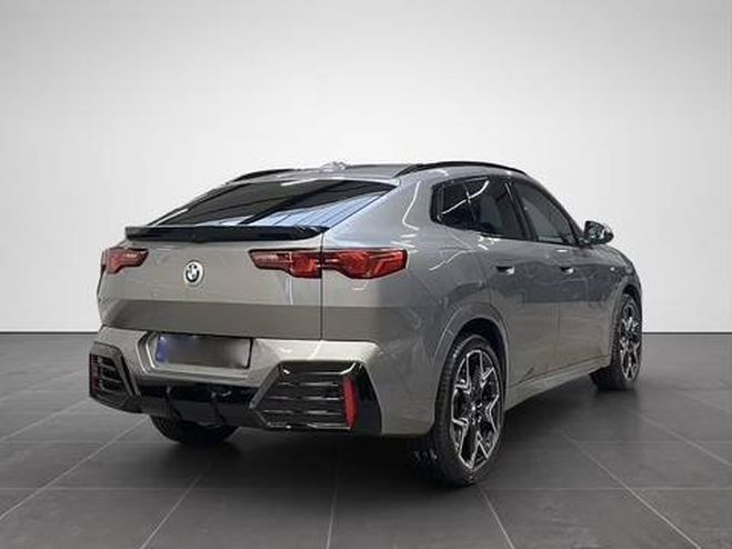 BMW X2 20d xDrive M Sport AHK LRHZ H-K RFK LED GRATTE-CIEL GRIS de 2024