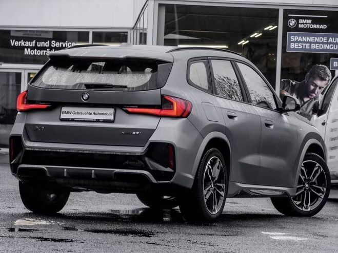 BMW X1 xDrive23i M SPORT+PANO+HuD+H/K+DA PROF+3 BMW Individual Gris Glac� Pur de 2022