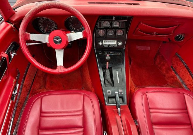 Chevrolet Corvette C3 V8 350Ci STINGRAY Rouge de 1977