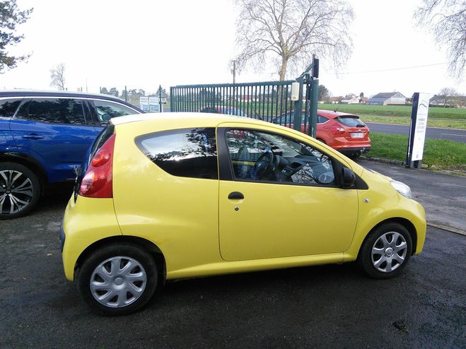 Peugeot 107 1.0 68 Urban - moteur a chaine de distri Jaune de 2009