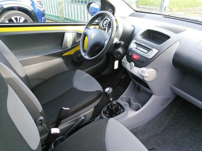 Peugeot 107 1.0 68 Urban - moteur a chaine de distri Jaune de 2009