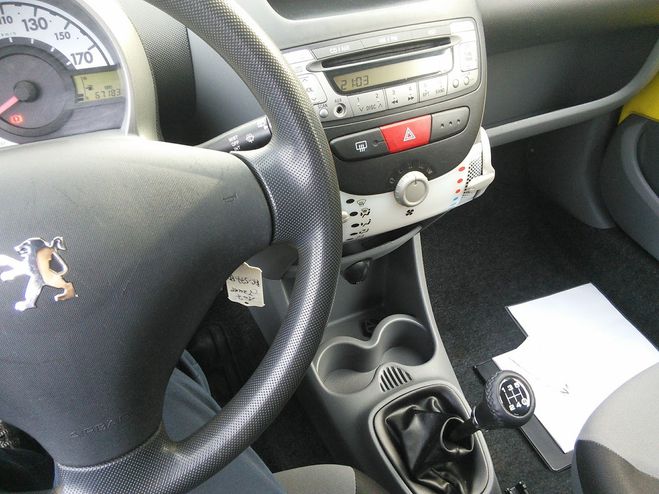 Peugeot 107 1.0 68 Urban - moteur a chaine de distri Jaune de 2009