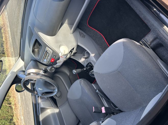 Peugeot 107  Black&Silver  de 2008