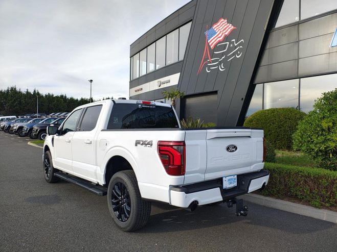 Ford F150 Supercrew LARIAT Black Package V8 5.0L Blanc de 2025