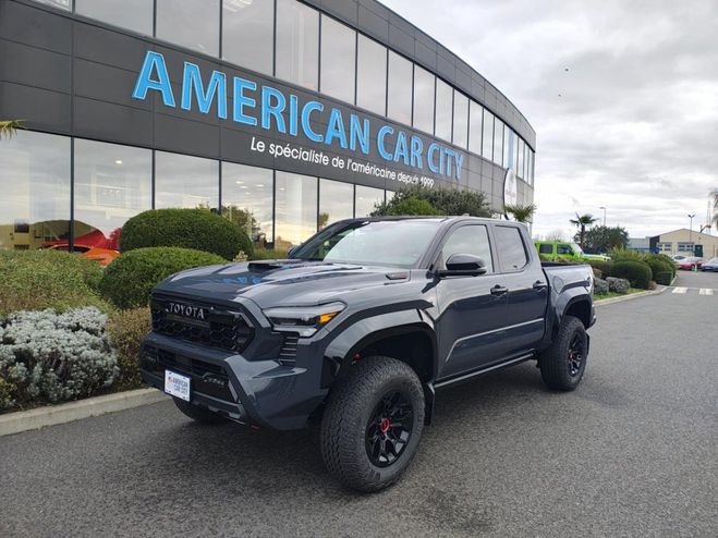 Toyota Tacoma TRD PRO I-FORCE MAX 2.4L 4-Cyl. Turbo Hy Gris de 2025