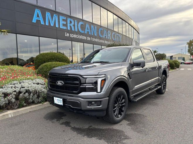 Cliquer pour voir la photo suivante Ford F150 Supercrew LARIAT Black Package V8 5.0L Gris de 2025