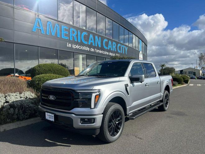 Cliquer pour voir la photo suivante Ford F150 Supercrew LARIAT Black Package V8 5.0L Gris clair de 2025