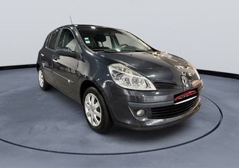  Voir d&eacute;tails -Renault Clio 3 1.2 tce 100 ch dynamique climatisation &agrave; Nevers (58)
