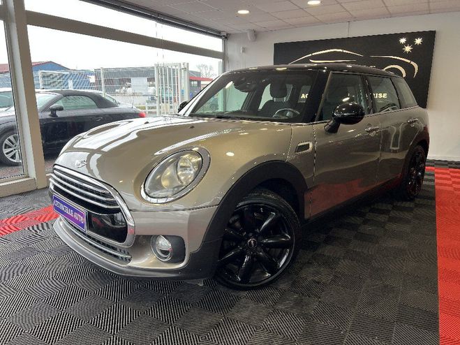 Cliquer pour voir la photo suivante Mini Clubman F54 Cooper 136 ch Marron de 2015