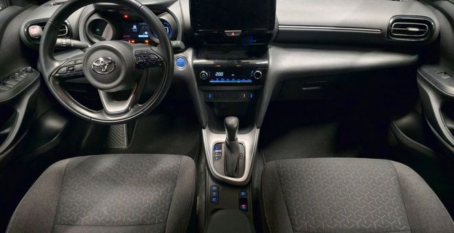 Toyota Yaris Cross 1.5 116h design my22 Blanc de 2023