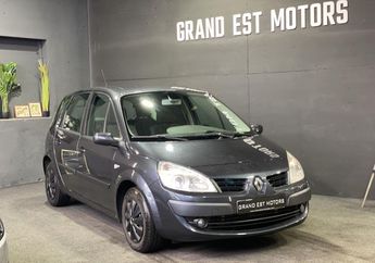  Voir d&eacute;tails -Renault Scenic LATITUDE 1.5 DCI (105cv) carnet d-'entre &agrave; Moineville (54)