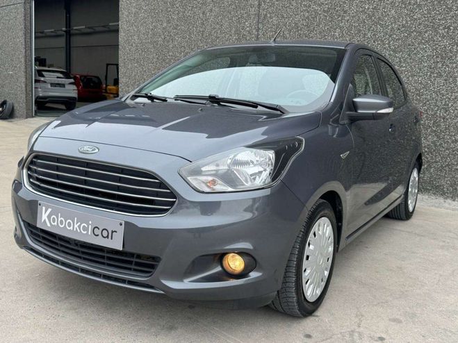 Ford KA Ka/Ka+ Ka-Ka+ Ka+ 1.2i Essential--65.000 Gris de 