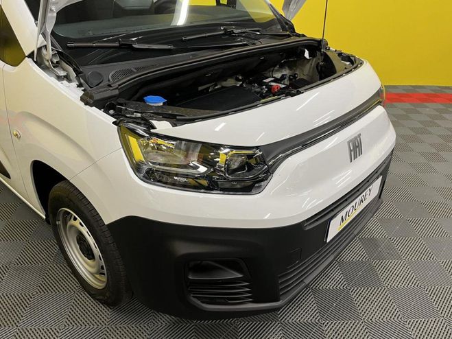 Fiat Doblo M 650KG ESSENCE 110 cv critair 1 / 3 PLA BLANC de 2023