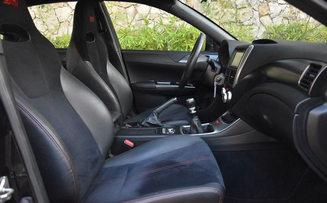 Subaru Impreza WRX STI 2.5 300ch CLUB Noir de 2013