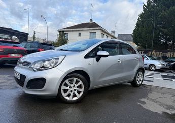  Voir d&eacute;tails -Kia Rio 1.1 CRDI 75CH MOTION ISG 5P &agrave; Morsang-sur-Orge (91)
