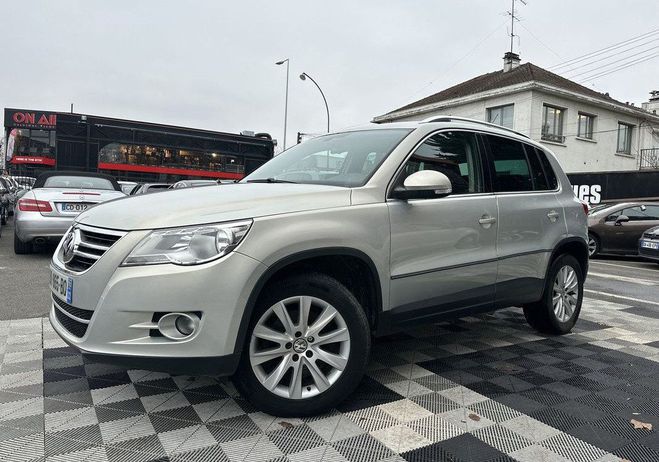 Cliquer pour voir la photo suivante Volkswagen Tiguan 2.0 TDI 110CH BLUEMOTION FAP Gris de 2011