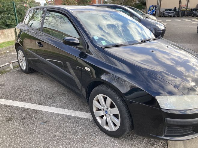 Fiat Stilo  1.9 Jtd diesel 2006  prix 1890� Noir  de 2006
