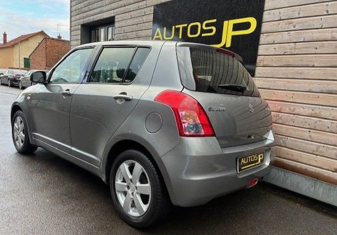 Suzuki Swift ii 1.3 ddis 75 glx 5p Gris de 2009
