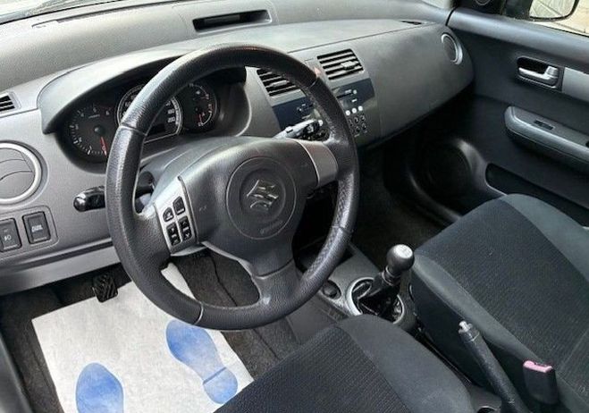 Suzuki Swift ii 1.3 ddis 75 glx 5p Gris de 2009