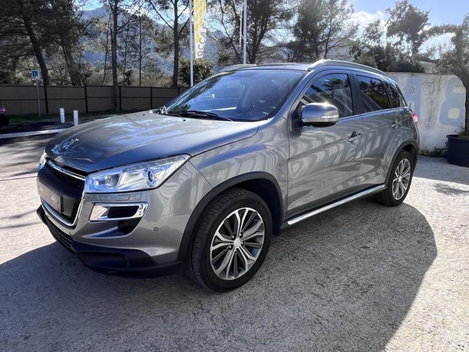 Peugeot 4008 1.8 HDi FAP - 150 STT 4x4 . GRIS CLAIR de 2012