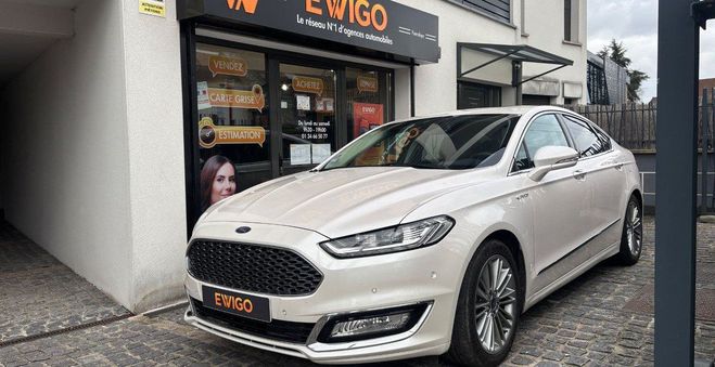 Ford Mondeo 140ch hybrid vignale toit ouvrant Blanc de 2017