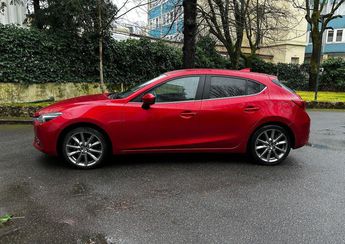  Voir d&eacute;tails -Mazda 3 iii (2) 2.2 skyactiv-d 150 signature bv6 &agrave; Rueil-Malmaison (92)