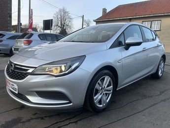  Voir d&eacute;tails -Opel Astra 1.6 CDTi BOITE AUTO &agrave; Saint-Ghislain (73)
