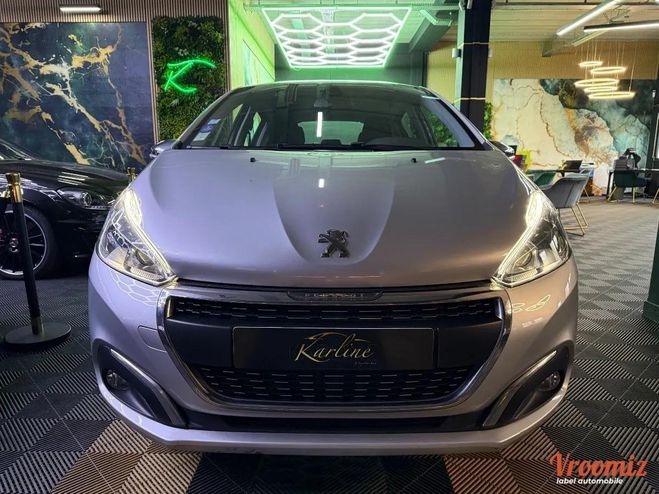 Peugeot 208 GENERATION-I 1.2 PURETECH 110 cv ALLURE  Gris de 2018