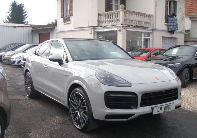 Porsche Cayenne III COUPE 3.0 V6 E-HYBRID 462 PLATINUM E  de 2023