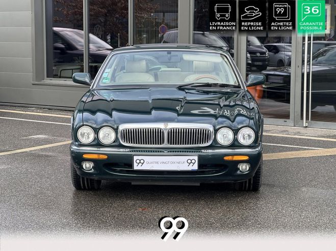 Jaguar XJ XJ8 4.0i V8 - BVA BERLINE Sovereign Cour Bleu fonc� de 1999