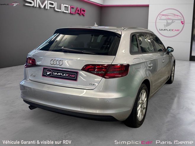 Audi A3 Sportback BUSINESS 1.6 TDI ultra 110 Lin Gris de 2015