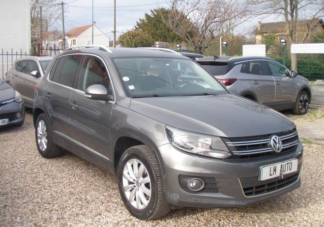 Volkswagen Tiguan (2) 2.0 TDI 140 BLUEMOTION TECHNOLOGY SP Gris de 2012
