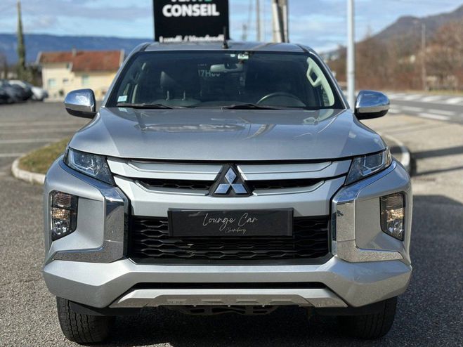 Mitsubishi L 200 CLUB CAB MY22 2.2 DI-D 150 ASG 4WD (TVA  Gris de 2021