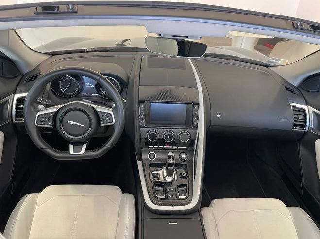 Jaguar F-Type Cabriolet 2.0T 300ch BVA8 Loire Blue de 2017