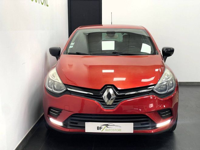 Renault Clio IV (B98) 0.9 TCe 90ch energy Limited 5p ROUGE de 2017