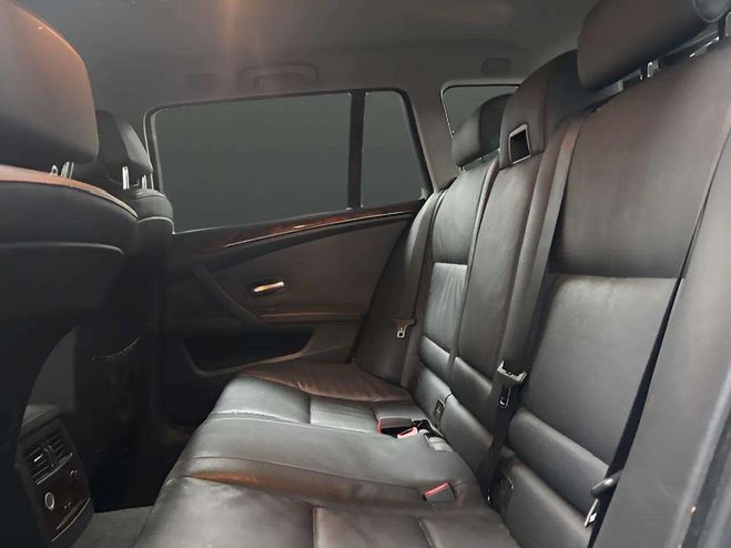 BMW Serie 5 (E61) 520DA 177CH LUXE GRIS C de 2010