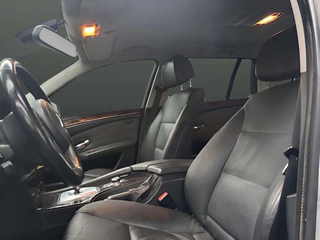 BMW Serie 5 (E61) 520DA 177CH LUXE GRIS C de 2010