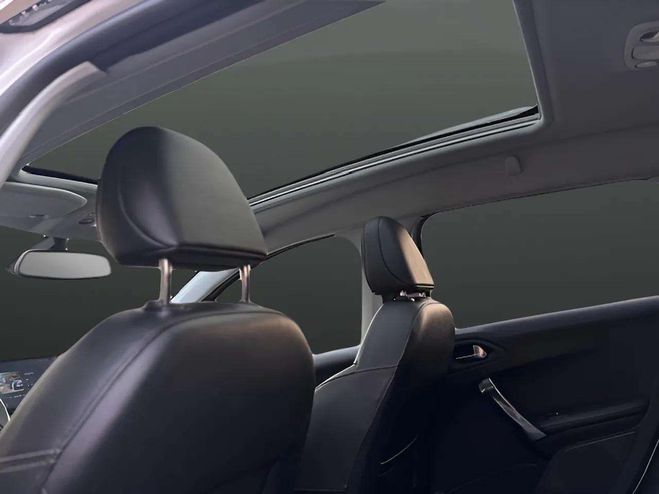 Peugeot 2008 1.6 E-HDI92 FAP FELINE TITANE BLANC de 2014