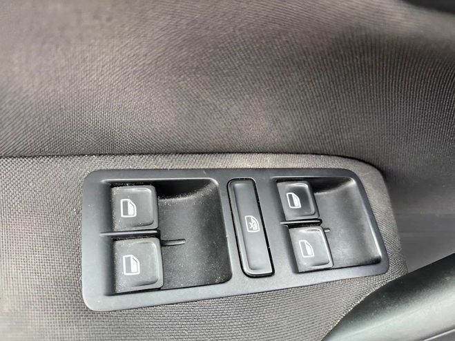 Volkswagen Polo 1.4 TDI 90CH BLUEMOTION TECHNOLOGY CARAT NOIR de 2015