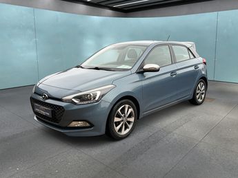  Voir d&eacute;tails -Hyundai I20 1.2 84 EA SPORTS &agrave; Saint-Nabord (88)