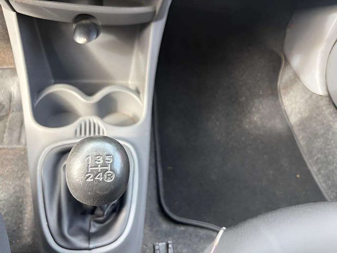 Citroen C1 1.0I ATTRACTION 5P ROUGE de 2010