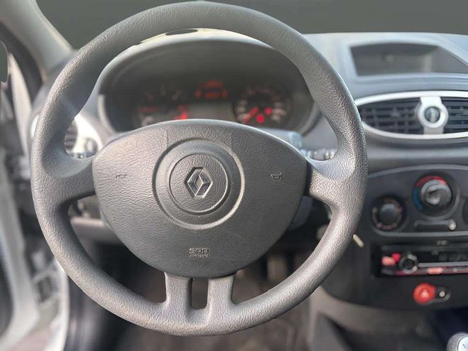 Renault Clio 1.5 DCI 75CH AUTHENTIQUE ECO� 5P BLANC de 2011