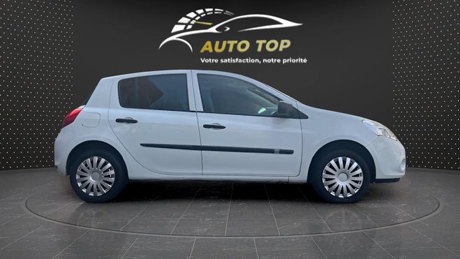 Renault Clio 1.5 DCI 75CH AUTHENTIQUE ECO� 5P BLANC de 2011